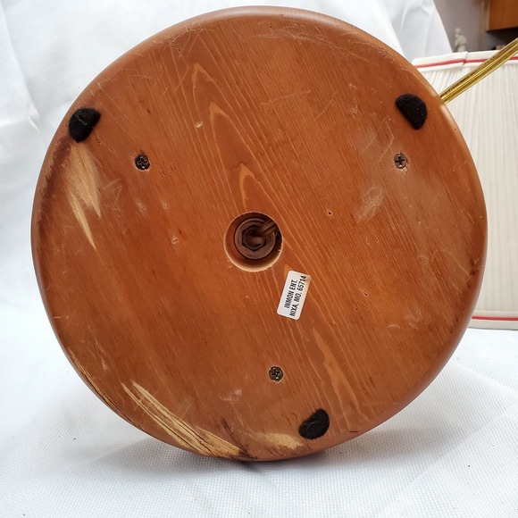 Vintage "Champro" ◇ Baseball Themed Table Lamp & Shade ◇ Triple Bats & Baseball - Picture 7 of 8